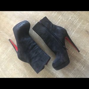 christian louboutin ankle booties size 36 (6)